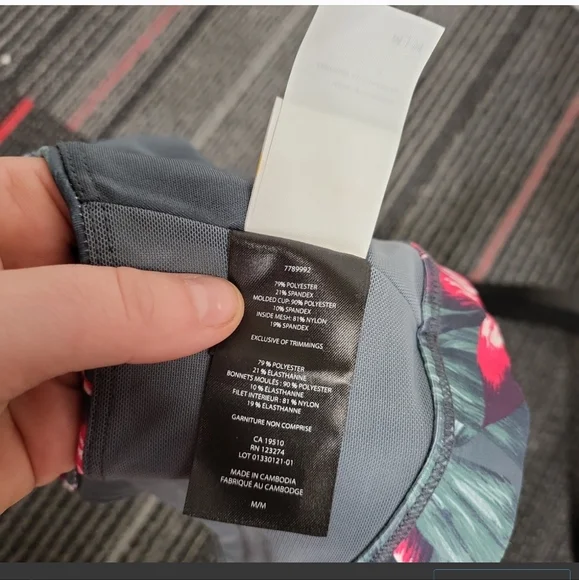 SOLD-Lolë Bra - Picture 7 of 9